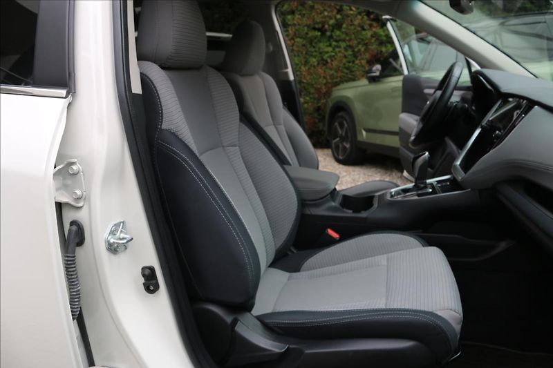 Subaru Outback 2,5 129KW, AWD , DSG - fotka 38 z 59
