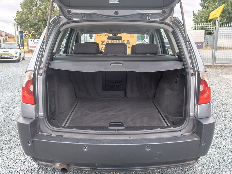 BMW X3 (2006) 2.0D 110KW – 2x Alu kola - fotka 33 z 41