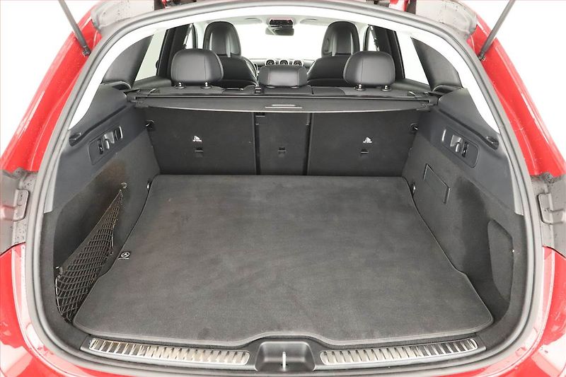 Mercedes-Benz GLC (2025) 200 4MATIC, AVANTGARDE - fotka 19 z 20