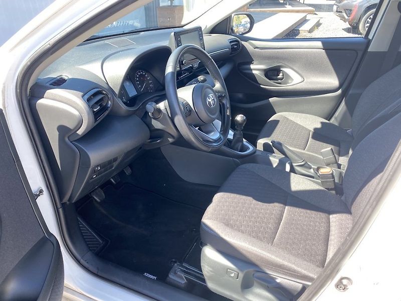 Toyota Yaris 1.5i, ČR-1m, ComTech, DPH - fotka 10 z 26