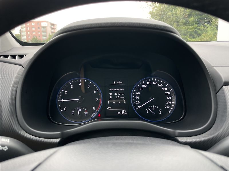 Hyundai Kona 1,0 T-GDI Comfort PDC+AC - fotka 9 z 23