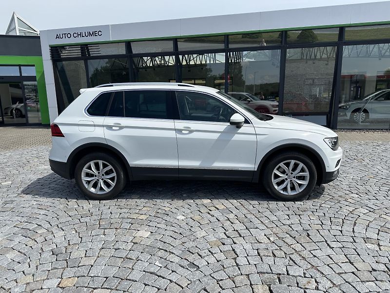 Volkswagen Tiguan 2.0 TSI DSG 4Motion - fotka 5 z 30