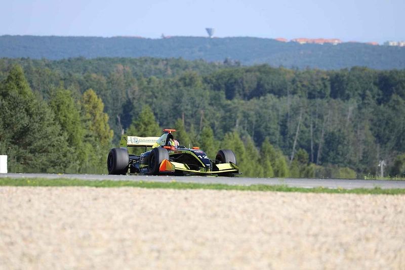 Druhý zářijový víkend patřil na Automotodromu Brno tradiční události Masaryk Racing Days.