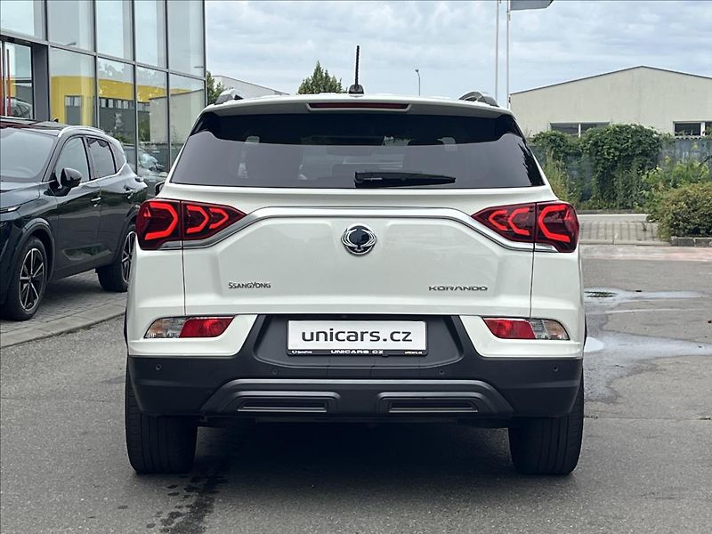 SsangYong Korando 1,5 TGDI  Premium AT 4WD CZ - fotka 6 z 28