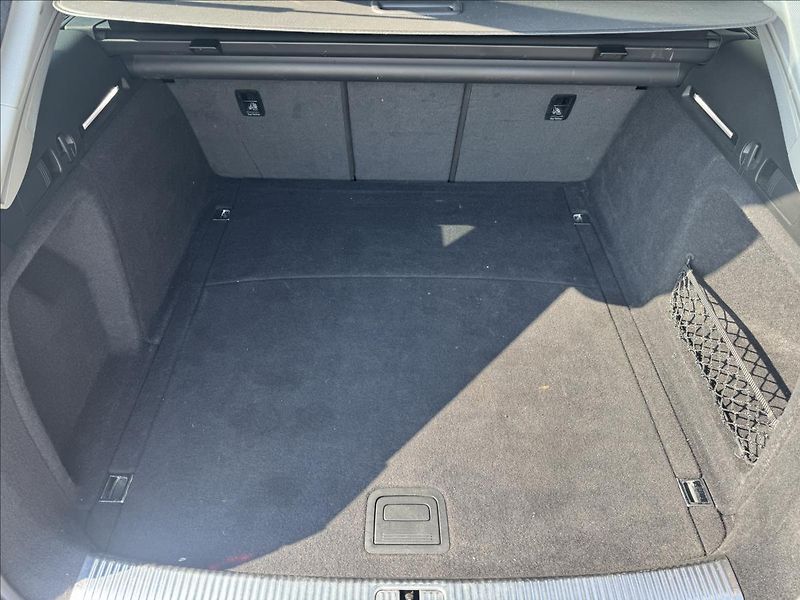 Audi A4 Avant 2,0 TDI,Automat,Led,Kame - fotka 5 z 23