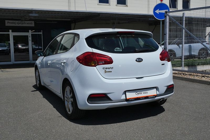 Kia Ceed - fotka 4 z 6