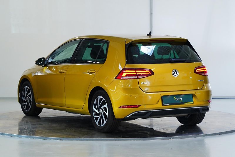 Volkswagen Golf - fotka 7 z 28