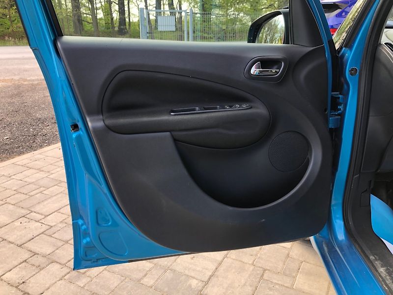 Citroën C3 Picasso (2009) 1.4i - fotka 8 z 24