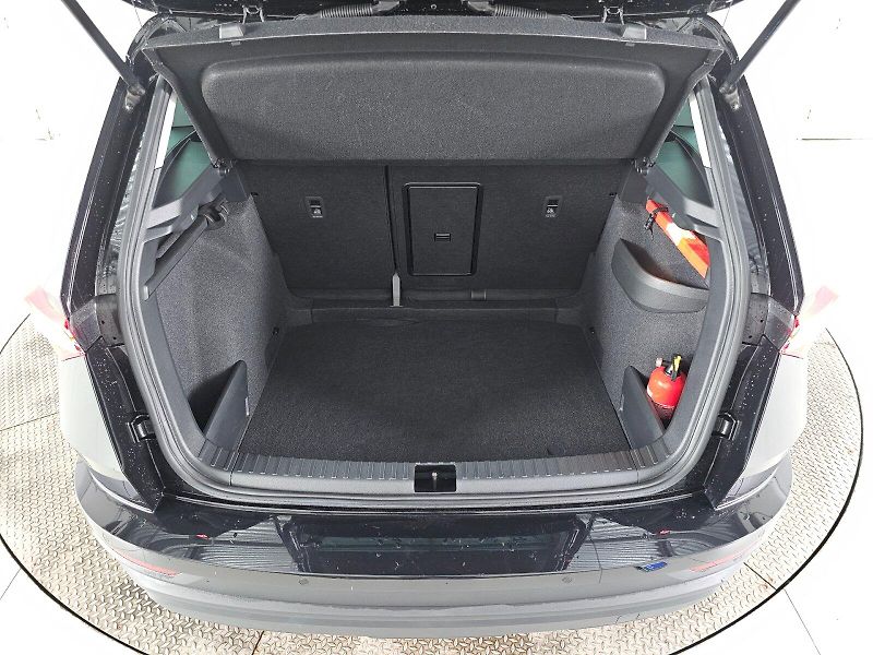Škoda Karoq (2024) 1.5TSI 110kW DSG Selection - fotka 31 z 31