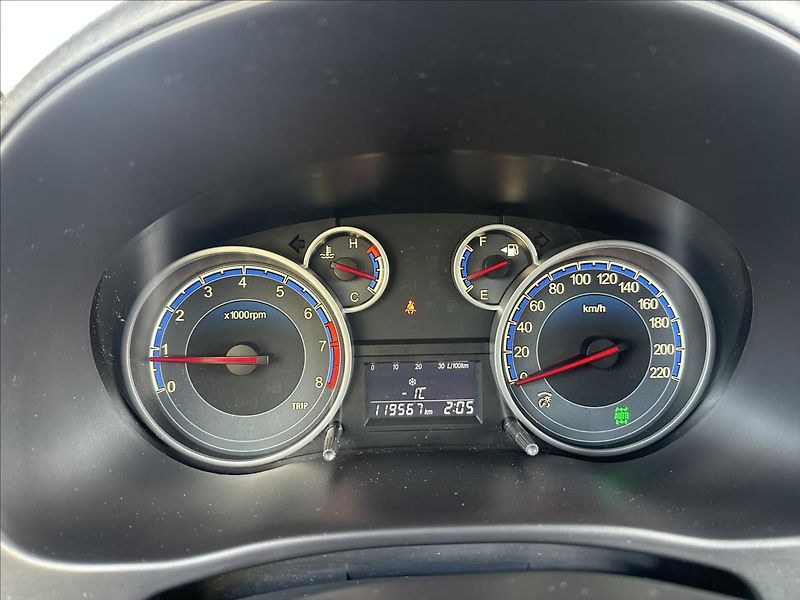 Suzuki SX4 1,6 4x4 1.majitel - fotka 15 z 18