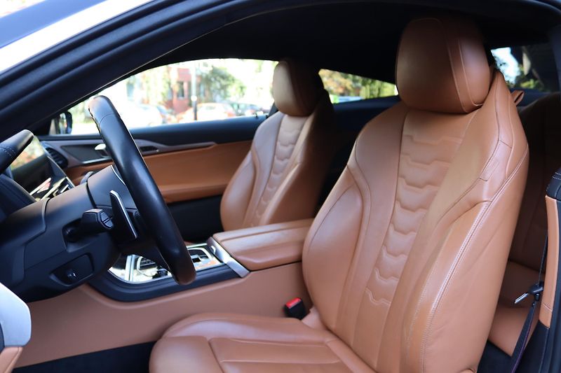BMW Řada 8 BMW M850i xDrive Coupe - fotka 31 z 60