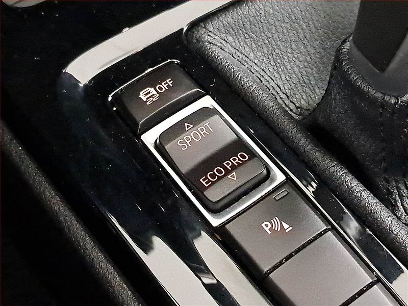 BMW X1 (2019) sDrive18i, Automat, Navi - fotka 17 z 26
