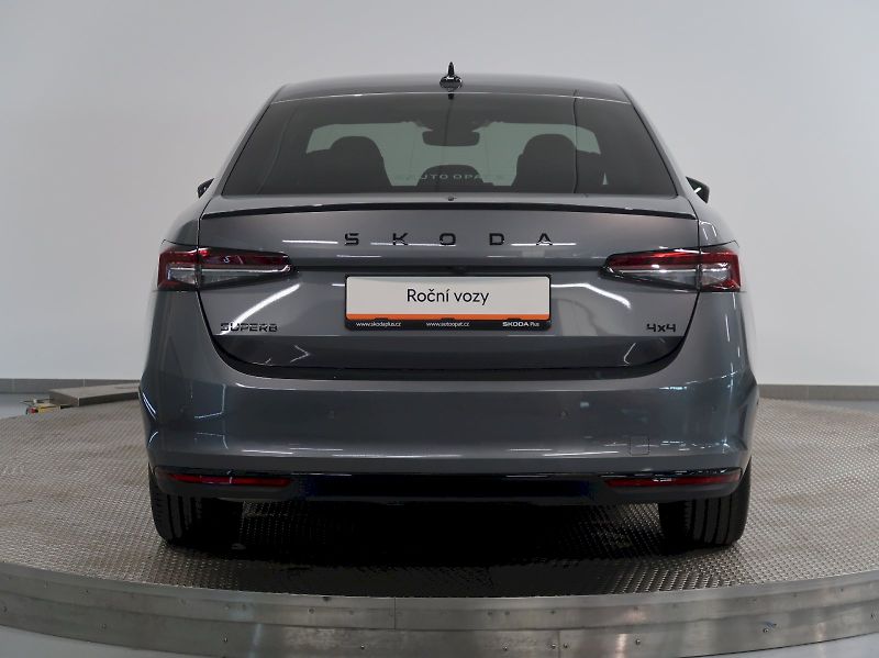 Škoda Superb (2026) SPORTLINE 2.0TDI 142KW 4x4 DSG - fotka 9 z 46