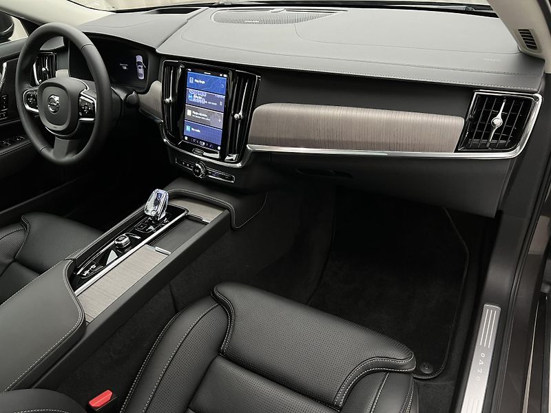 Volvo S90 B5 AWD ULTIMATE BRIGHT AUT - fotka 25 z 47