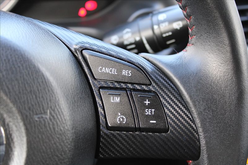 Mazda 3 1,5 i  NOVÉ V ČR,1.MAJITEL - fotka 17 z 26