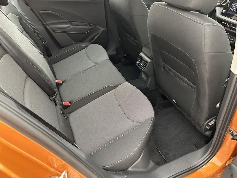 Škoda Fabia 1.0 MPI Selection - fotka 20 z 22