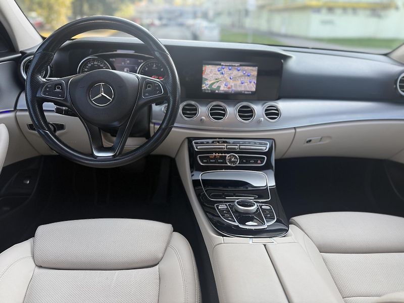 Mercedes-Benz Třídy E 200 CDi - fotka 10 z 23