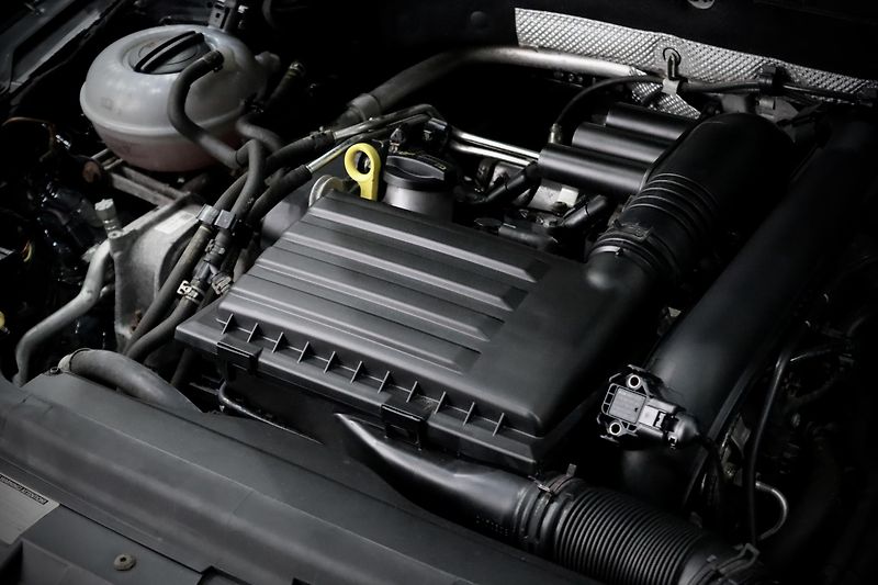 Škoda Octavia (2017) 3 FL Combi 1.4 TSI 110 kW  - fotka 10 z 34