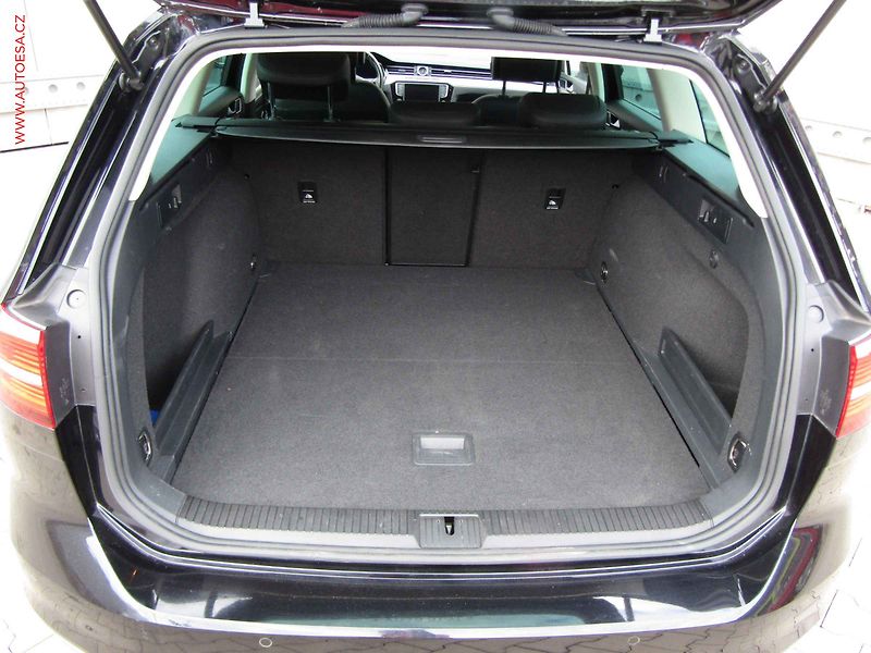 Volkswagen Passat (2016) 2.0 TDi, 2.maj,ČR, DSG - fotka 7 z 22