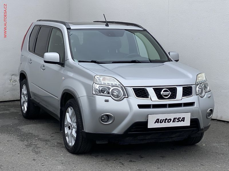 Nissan X-Trail (2011) 2.0 dCi 4x4, AT, xenon - fotografie inzerátu