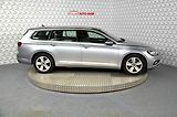Volkswagen Passat (2023) 2.0 TDI 110 Elegance Variant - náhled 3