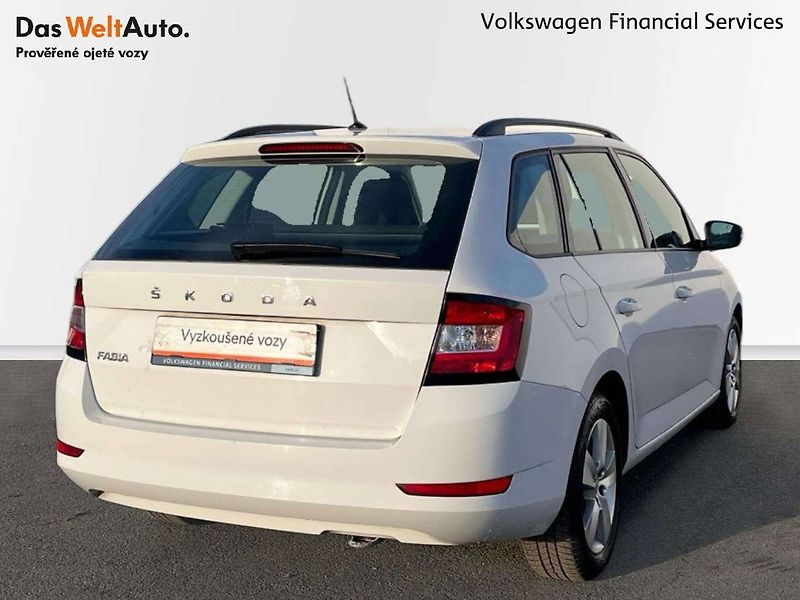Škoda Fabia (2021) Combi 1.0 TSI Ambition - fotka 2 z 20
