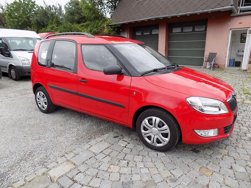 Škoda Roomster 1,2 TSI 63 KW ACTIVE, KLIMA - fotka 7 z 56