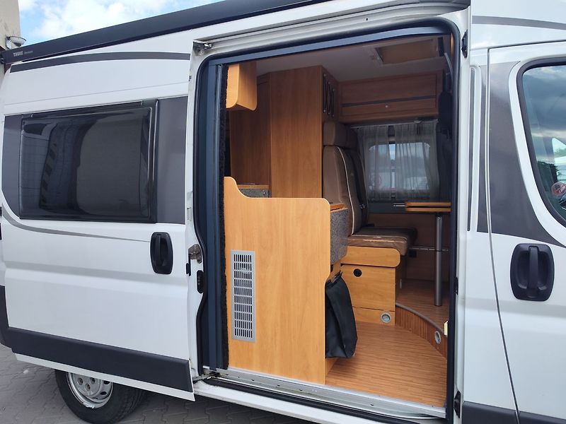 Ostatní 2.2 HDI/96kW D-Line Roadcamp - fotka 27 z 37