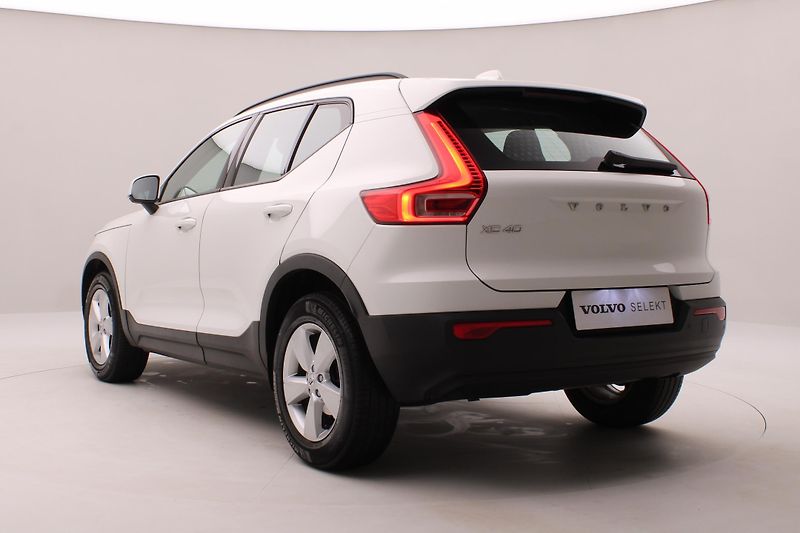 Volvo XC40 T3 KINETIC AUT CZ 1.maj - fotka 11 z 38