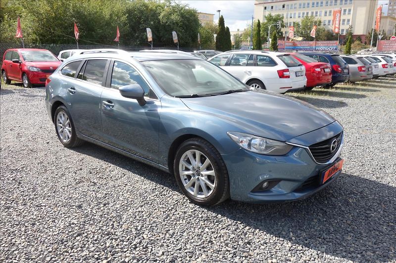 Mazda 6 2,2 D 110KW, SERVISNÍ KNIHA. - fotka 1 z 6