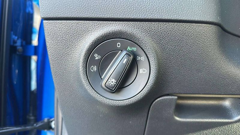 Škoda Karoq Sportline 1,5 TSI 110kW MT6/J1 - fotka 20 z 30