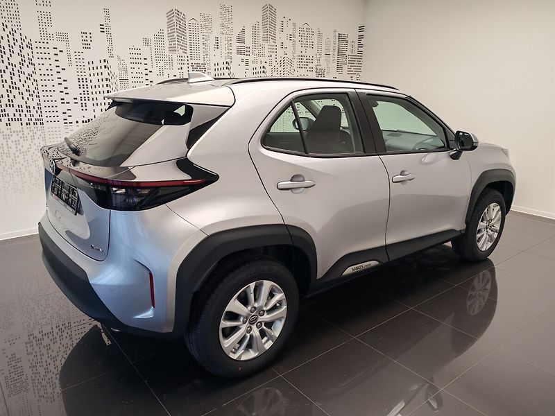 Toyota Yaris Cross 1.5 AT Hybrid Comfort - fotka 4 z 31