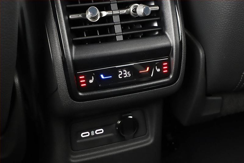Škoda Kodiaq (2025) 2.0 TDI, Sportline, Navigace - fotka 23 z 30