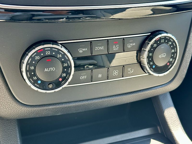Mercedes-Benz GLE (2017) 400 4MATIC Kupé - fotka 27 z 35