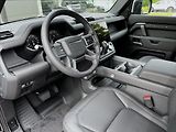 Land Rover Defender (2026) 3,0 110 X-Dynamic SE D250 AWD - náhled 8