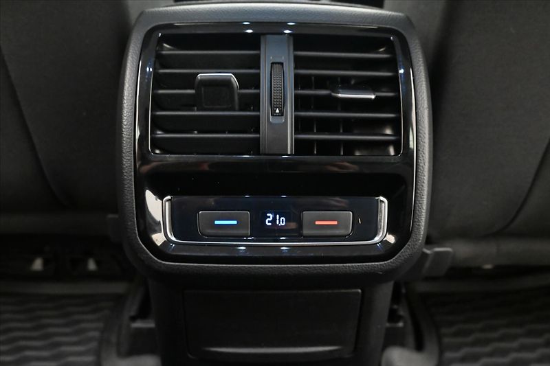 Volkswagen Passat 2,0 TDI 110kW Business Záruka - fotka 22 z 32