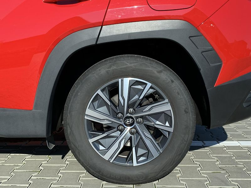 Hyundai Tucson SMART 1.6 T-GDI 110kW DCT - fotka 30 z 32