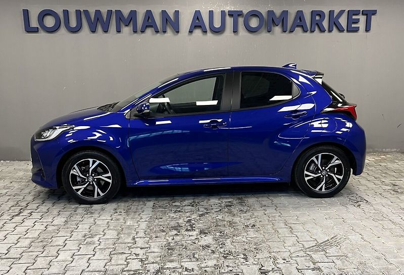 Toyota Yaris 1.5 Hybrid AT STYLE - fotka 3 z 16