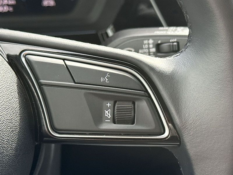 Audi A3 (2022) 1.0 TSI MHEV Basis - fotka 21 z 30