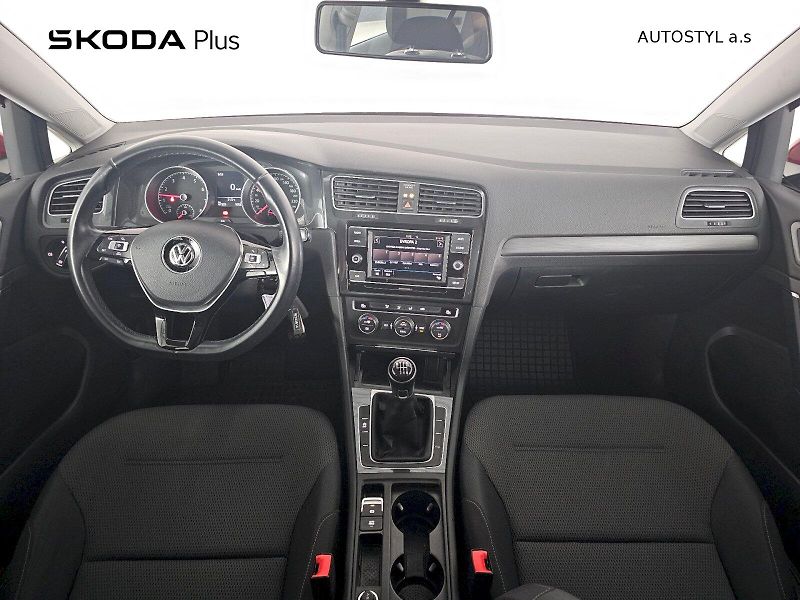 Volkswagen Golf (2018) 1.0TSI 81kW 6MT - fotka 5 z 28