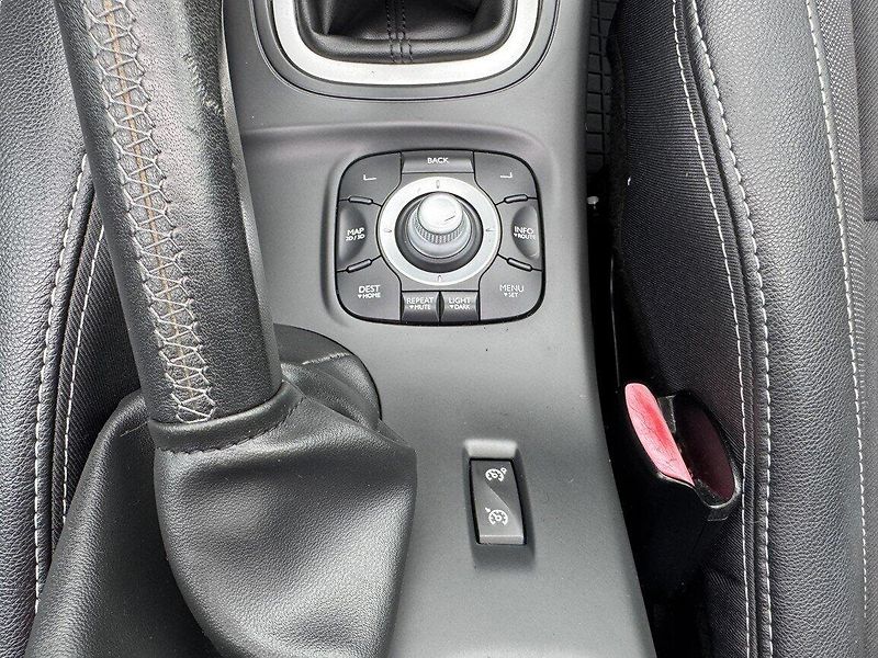 Renault Mégane (2011) 1.4TCe Navi Digi Klima - fotka 10 z 45
