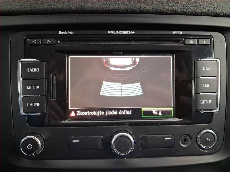 Škoda Yeti (2013) Adventure 2.0 TDI, Navi - fotka 18 z 18