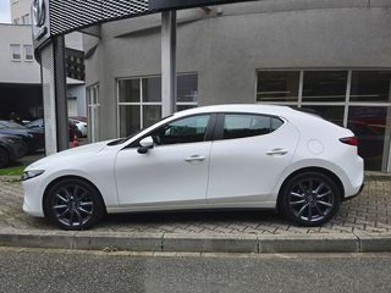 Mazda 3 (2024) 2.0L Exclusive, serv.kn., CZ - fotka 2 z 7