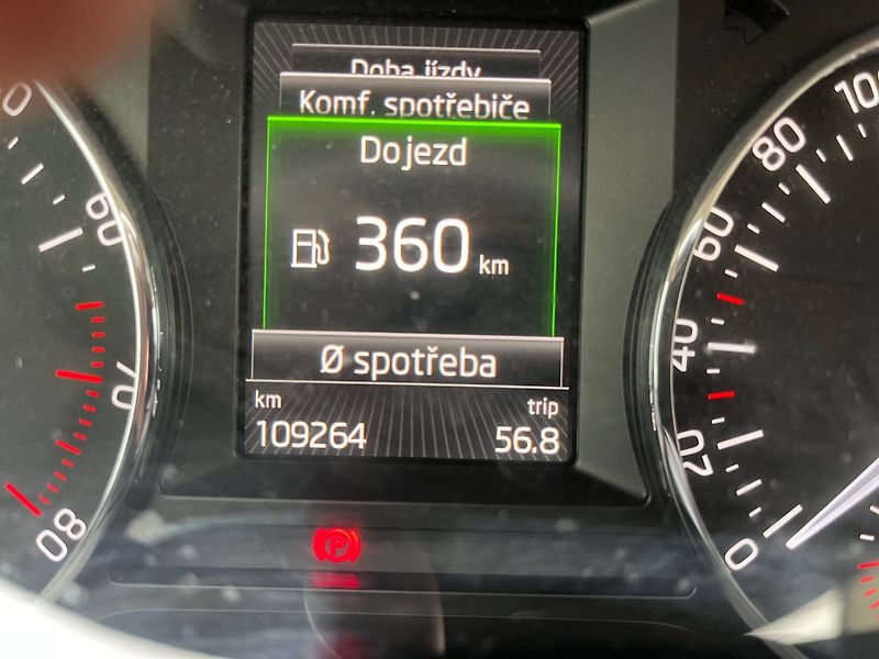 Škoda Octavia (2014) 1.4 TSi DSG Xenony - fotka 12 z 14