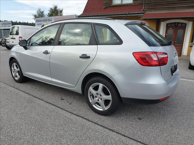 Seat Ibiza 1,2 TDI 3,4-3,9 l/100km  EcoMo - fotka 11 z 48