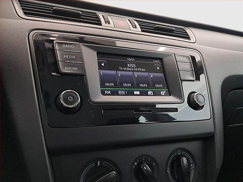 Škoda Rapid (2015) Ambition 1.2 TSI - fotka 13 z 15