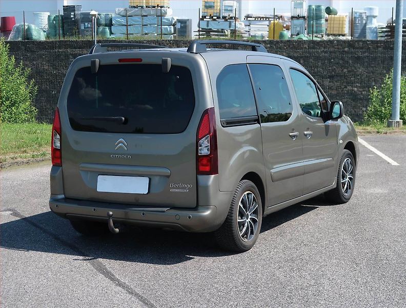 Citroën Berlingo (2016) Shine 1.2 PureTech, 5Míst - fotka 5 z 13