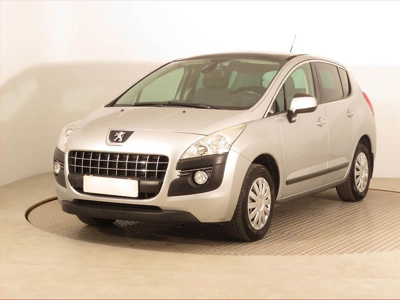 Peugeot 3008 (2010) 1.6 HDi, Tempomat - fotka 2 z 14