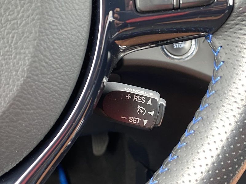 Toyota Yaris 1.5i, ČR, Selection, záruka - fotka 19 z 33