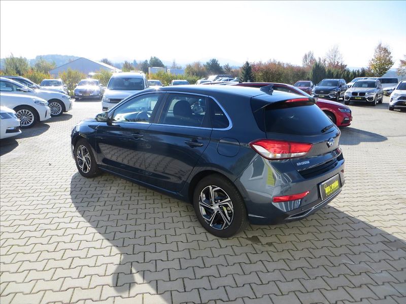 Hyundai i30 1,0 T-GDI Smart AUT7 ČR TOP - fotka 5 z 23
